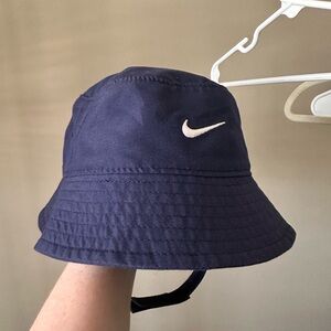 Nike Infant Bucket Hat Navy Blue with Chin Strap - Baby Sun Hat